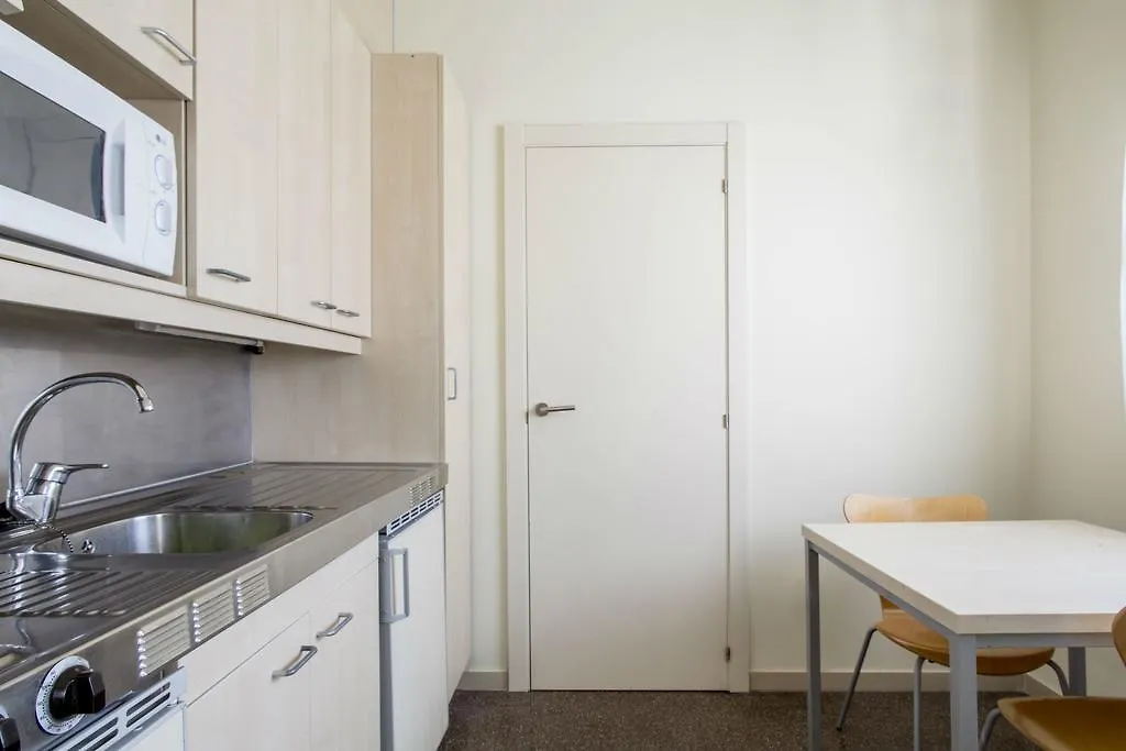 Residencia Universitaria Resa Los Abedules Pamplona